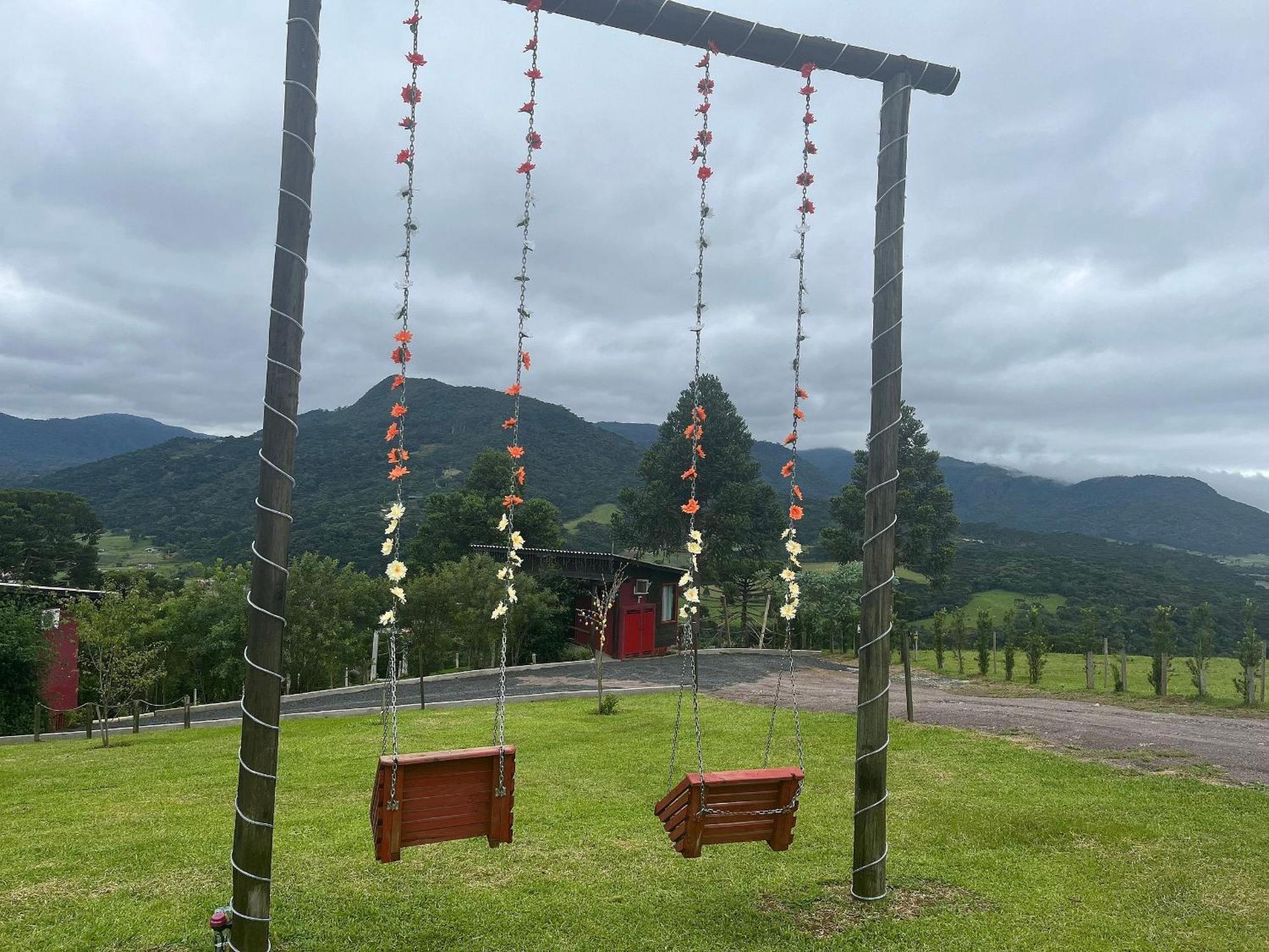 Chales Solar Da Montanha Urubici - Com Hidromassagem Exterior photo